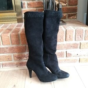 BANDILINO Women’s SUEDE  heeled black  zip up the back boots
